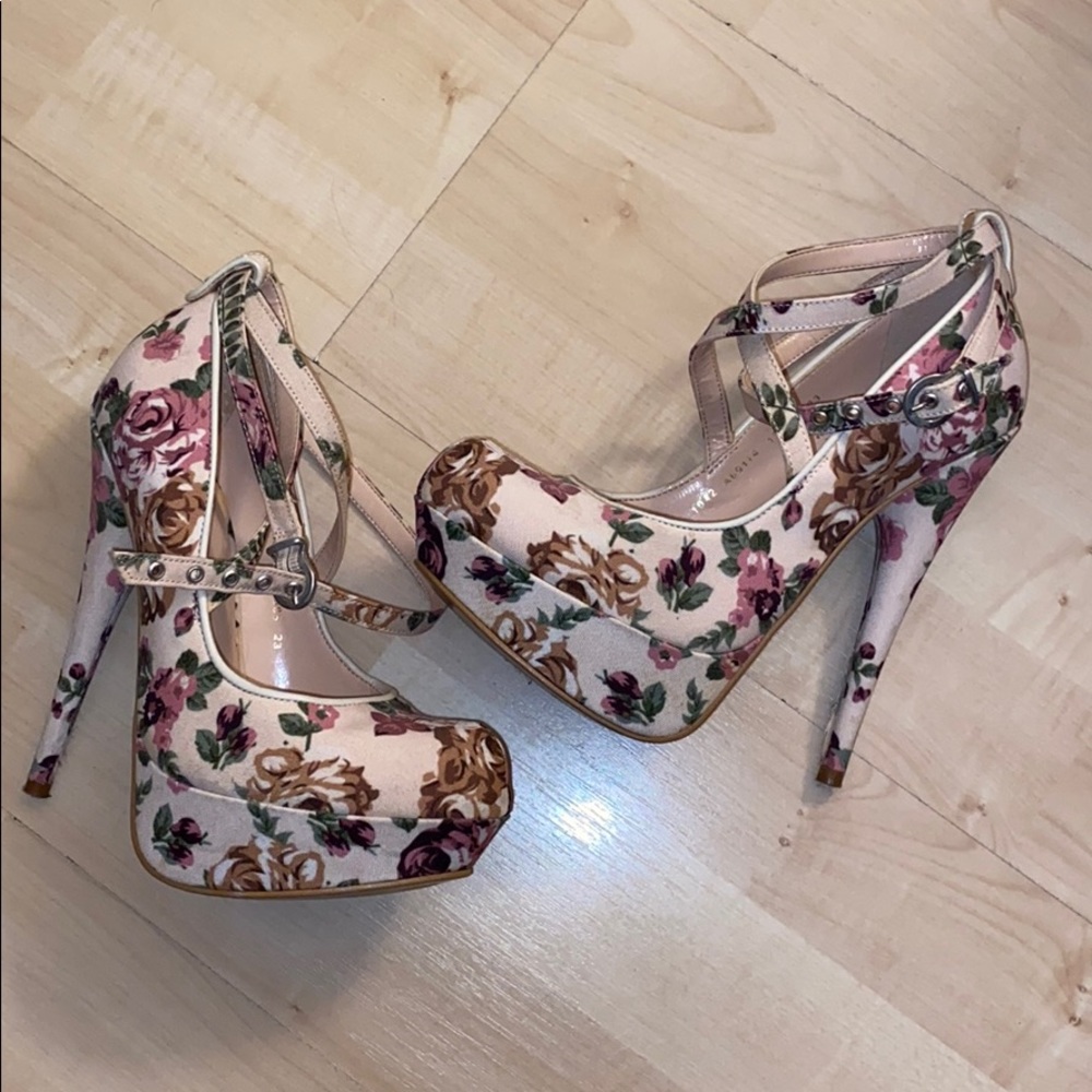 Andrea high heels